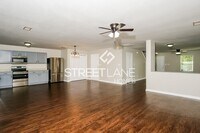 323 Counter Point Dr photo'
