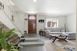 4081 Yankee Dr in Agoura Hills, CA - Building Photo