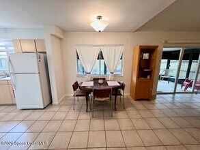 4 Colonial Dr in Cocoa Beach, FL - Building Photo - Building Photo