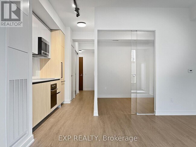 property at 425 Front St E