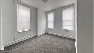 56 N Dewey St in Philadelphia, PA - Building Photo - Building Photo