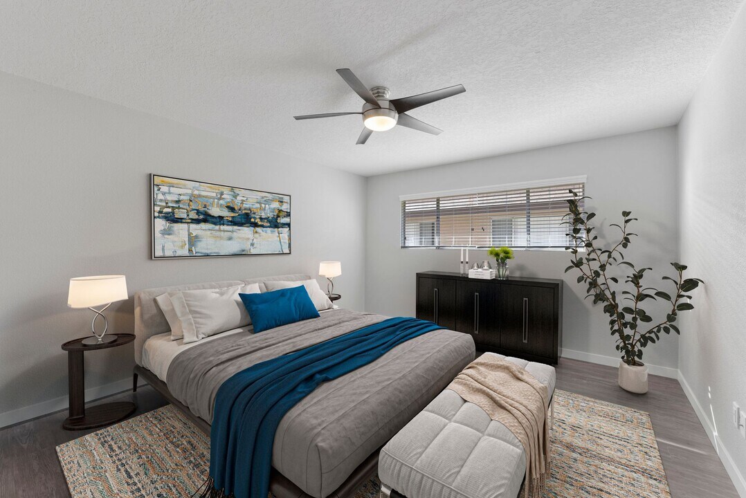 Grove House Apartments in Orange, CA - Building Photo