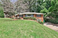 1422 Lively Ridge Rd NE in Atlanta, GA - Building Photo - Building Photo