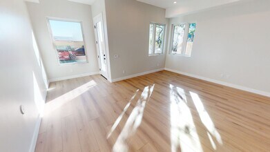 212-214 Imperial Beach Blvd in Imperial Beach, CA - Building Photo - Building Photo