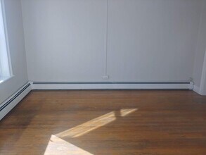 36 Davis St in Beacon, NY - Foto de edificio - Building Photo