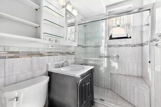 1874 Pelham Pkwy S in Bronx, NY - Building Photo - Building Photo