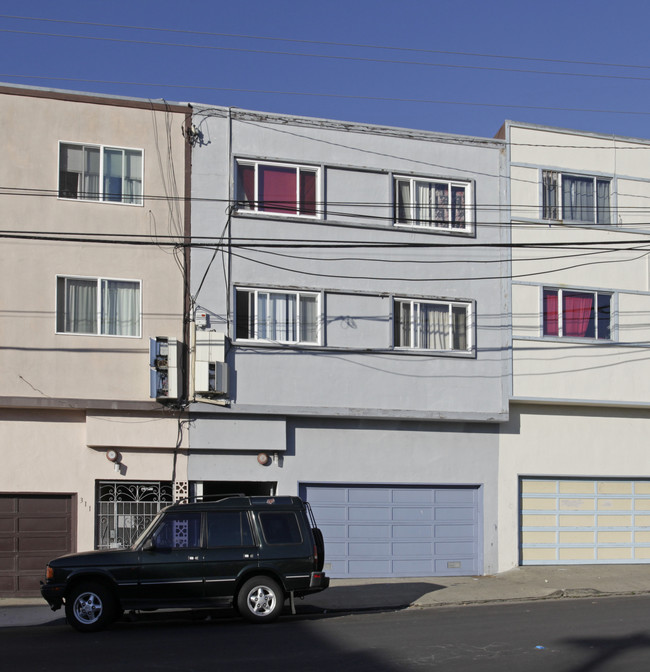 321 Price St in Daly City, CA - Building Photo - Building Photo