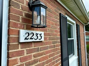 2233 Banbury St in Charlottesville, VA - Building Photo - Building Photo