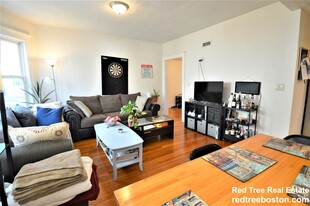 94 Montebello Rd, Unit 1 Apartamentos