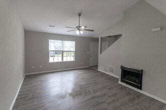 1330 Godas Cir in Columbia, MO - Building Photo - Building Photo