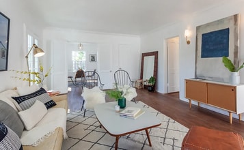 2615 Edgehill Dr in Los Angeles, CA - Building Photo - Building Photo
