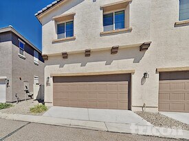 12532 W Hummingbird Terrace in Peoria, AZ - Building Photo