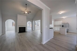 853 Crossroads Ct in Social Circle, GA - Building Photo - Building Photo