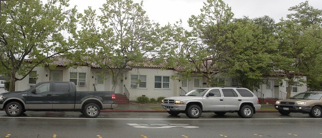 454 S Livermore Ave in Livermore, CA - Building Photo - Building Photo