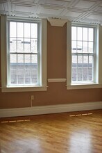 270 Pleasant St, Unit 2nd floor in Northampton, MA - Building Photo - Building Photo