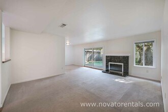 2665 Center Rd in Novato, CA - Building Photo - Building Photo