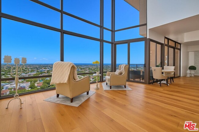property at 4337 Marina City Dr