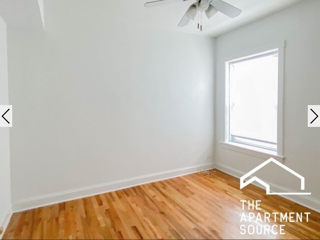 3527.5 N Broadway, Unit 2 in Chicago, IL - Building Photo - Building Photo