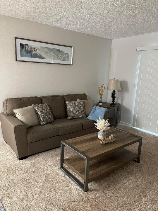 333 N Camino Alto in Vallejo, CA - Building Photo
