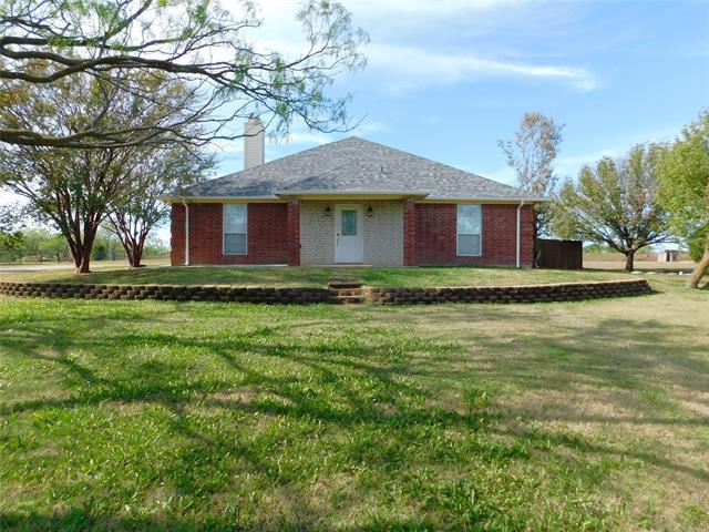 10971 Lake Crest Dr in Sanger, TX - Building Photo - Building Photo