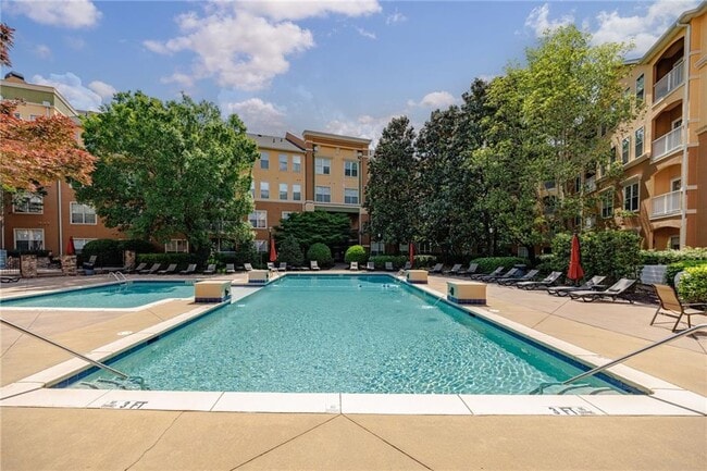 property at 10 Perimeter Summit Blvd