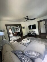 141 Parkwood Ave, Unit Apt 1 in Kenmore, NY - Building Photo - Building Photo