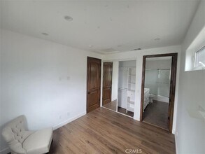 13802 Erwin St in Los Angeles, CA - Building Photo - Building Photo