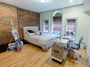 531 Newbury St, Unit 2 in Boston, MA - Building Photo - Building Photo