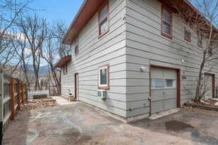 2529 W Vermijo Ave in Colorado Springs, CO - Building Photo
