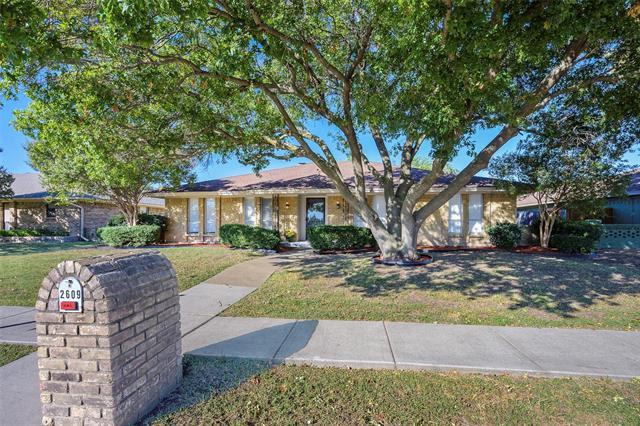 property at 2609 Pinehurst Dr