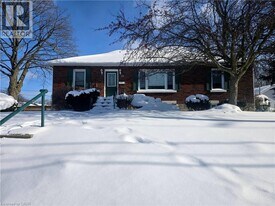 89 Elgin St N in Cambridge, ON - Building Photo