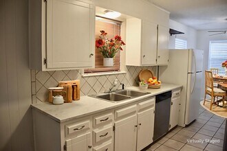 2808 Bent Tree Ln in Arlington, TX - Building Photo - Building Photo