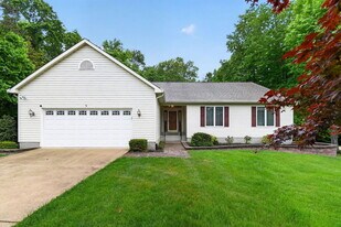 8928 Cottongrass St in Waldorf, MD - Building Photo