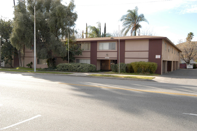 Parkwood Apartments in San Bernardino, CA - Building Photo - Building Photo