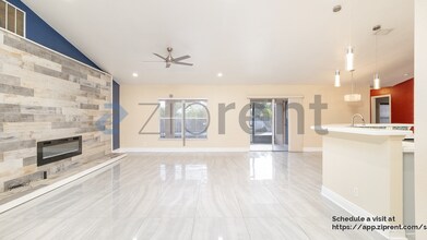 714 SW Sardinia Ave in Port St. Lucie, FL - Building Photo - Building Photo