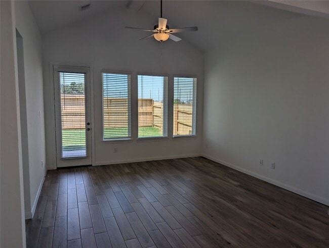 7323 Blue Gentiana Ln in Katy, TX - Building Photo - Building Photo