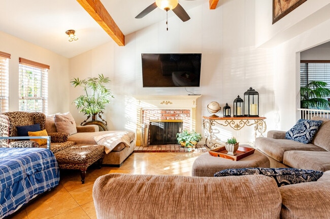 property at 3869 Spencer St