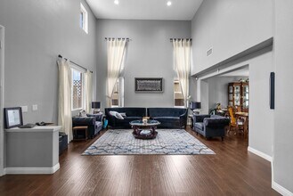 26426 Cardinal Dr in Santa Clarita, CA - Building Photo - Building Photo