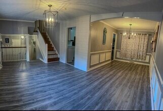 130 Huntington Pl in Danville, VA - Building Photo - Building Photo