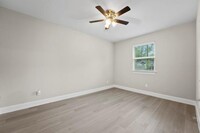 8129 Linda Vista Rd photo'