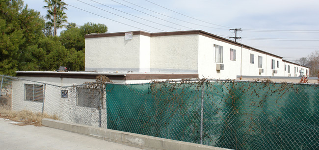 408 Emerald Ave in El Cajon, CA - Building Photo - Building Photo