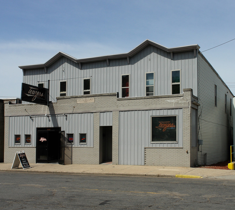 Garage Bar Apartments in Grand Rapids, MI - Foto de edificio