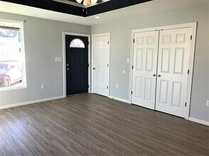 3703 Common St in Lake Charles, LA - Foto de edificio - Building Photo