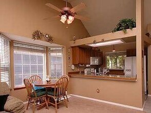 512 Entrada Dr in Golden, CO - Building Photo - Building Photo