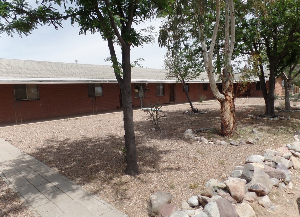 1116 East Fremont St in Tombstone, AZ - Building Photo