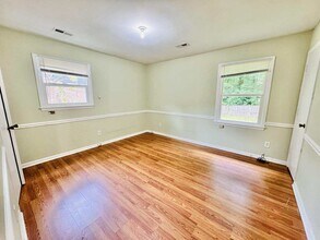 4824 Farm Pond Ln in Charlotte, NC - Building Photo - Building Photo