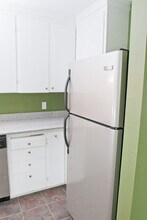 1006 W Nickerson St, Unit 4 in Seattle, WA - Building Photo - Building Photo