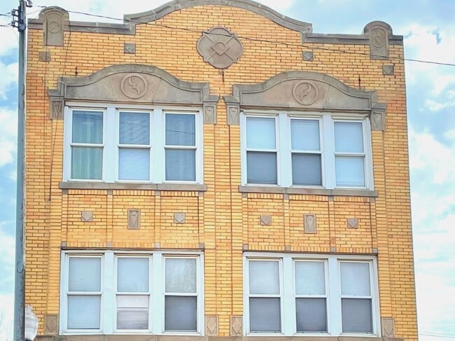 property at 4343 W Diversey Ave