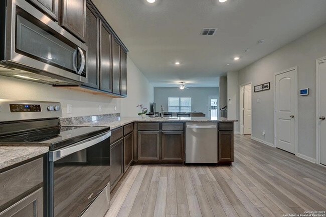 6406 Underwood Way in San Antonio, TX - Building Photo - Building Photo