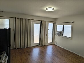 2277 Aumakua St, Unit Studio in Pearl City, HI - Foto de edificio - Building Photo